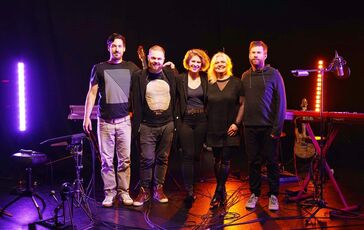 Zuzana Mikulcová pokračuje v projekte Fúzie s Beatou Hlavenkovou